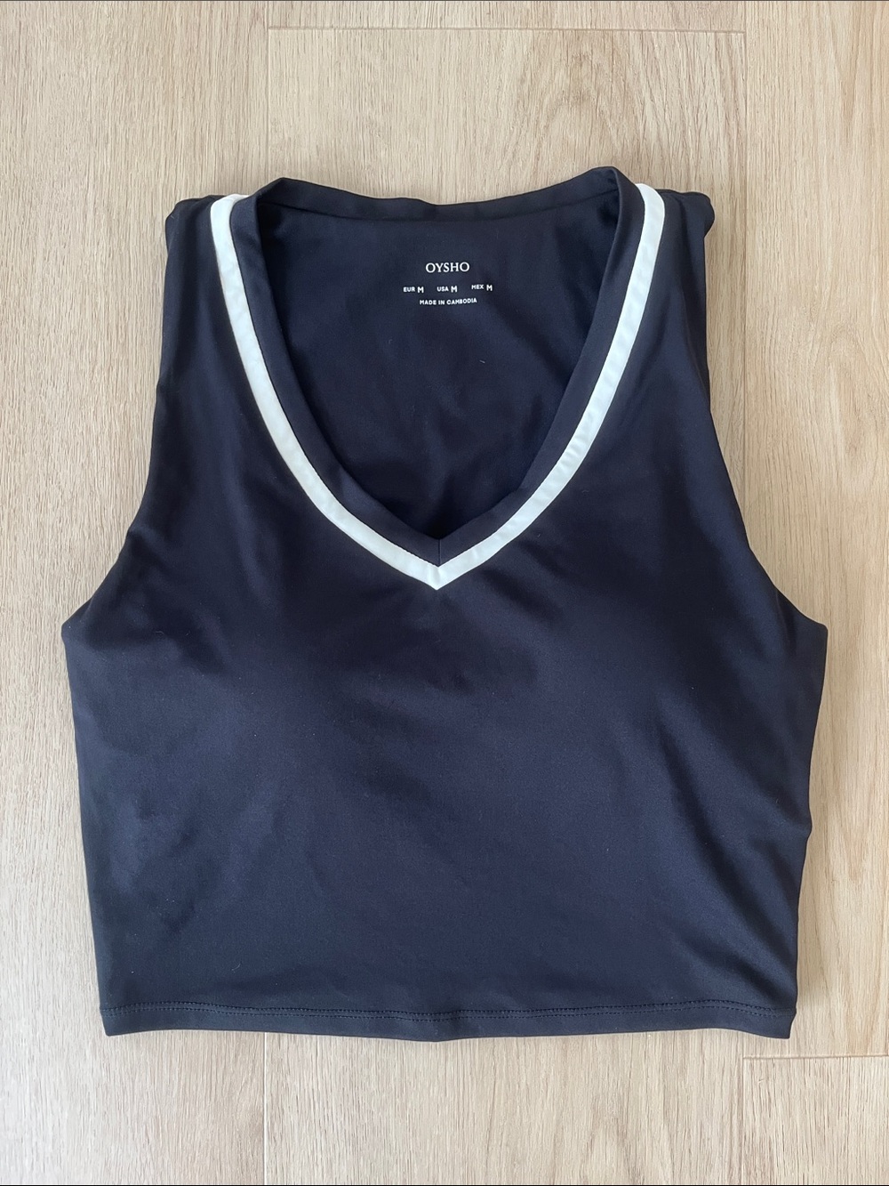 NWOT Oysho V-neck Preppy Black Crop Tank Top Women's Medium